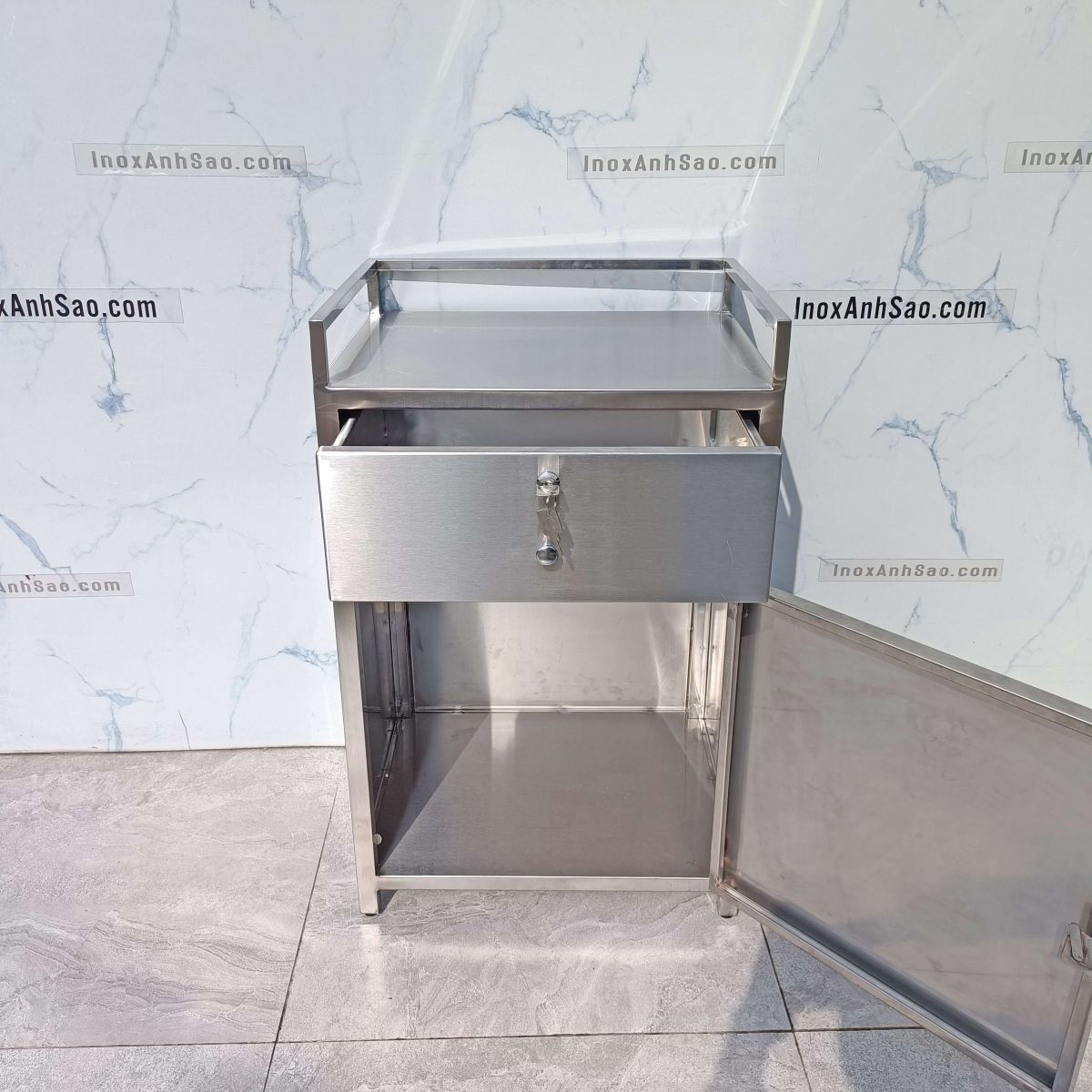 tab-tu-ca-nhan-inox