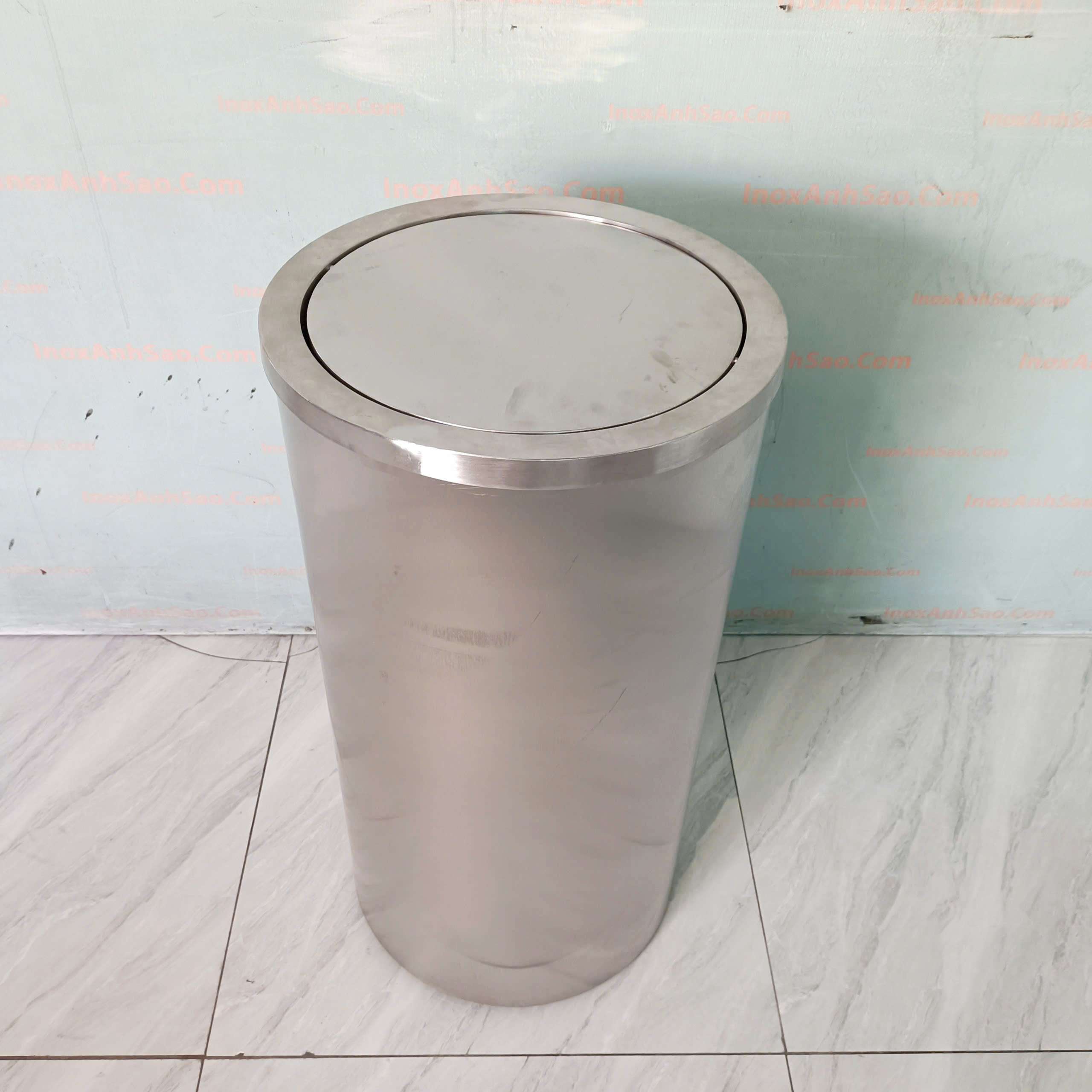 thung-rac-inox-nap-lat-l05